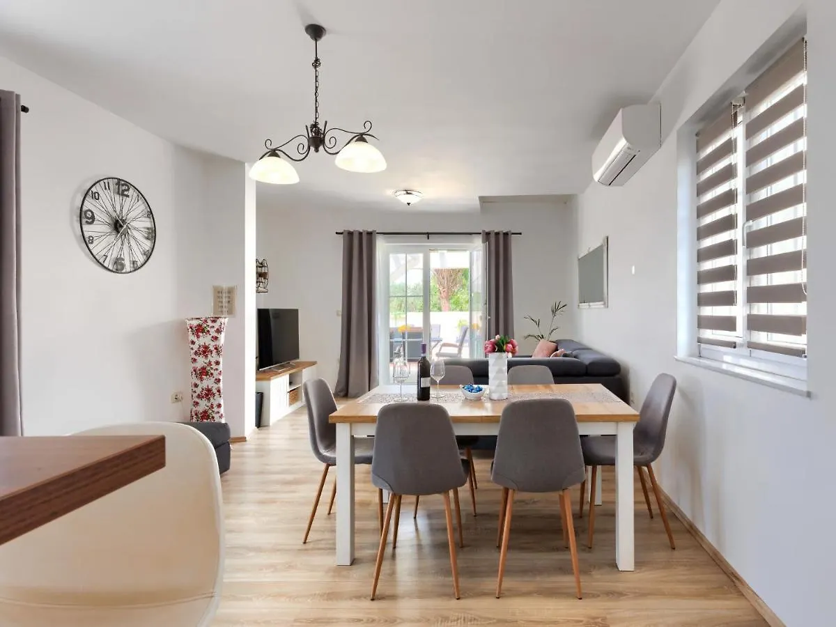 Holiday Home Sabina By Interhome كرينكا
