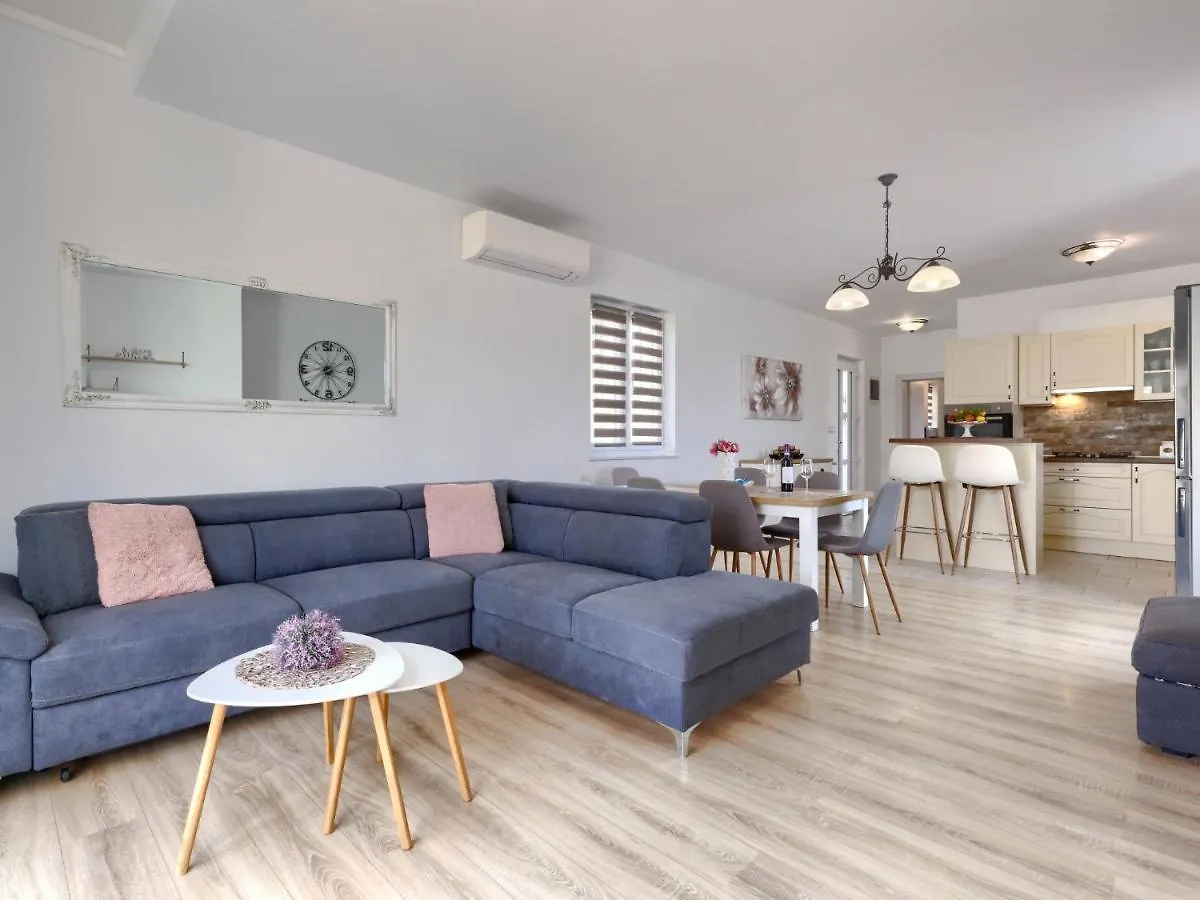 Holiday Home Sabina By Interhome كرينكا 0*,
